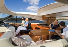 5800 Sport Yacht