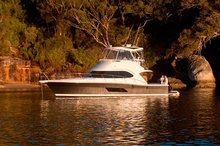 The incredible popularity of the new 43 Open Flybridge continues with 16 orders for this new model