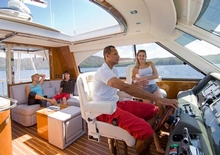 The electronic sunroof makes the flybridge extremely versatile