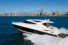 The 5800 Sport Yacht features triple IPS for improved performance and manoeuvrability