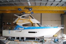 The flybridge is on