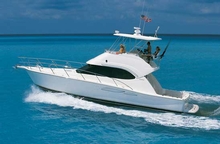 The first new era look 40 Flybridge was launched in 2000 and 288 have been built