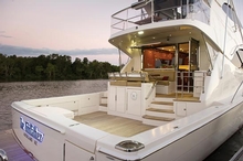 The 75 Enclosed Flybridge's large cockpit is excellent for sport fishing and entertaining